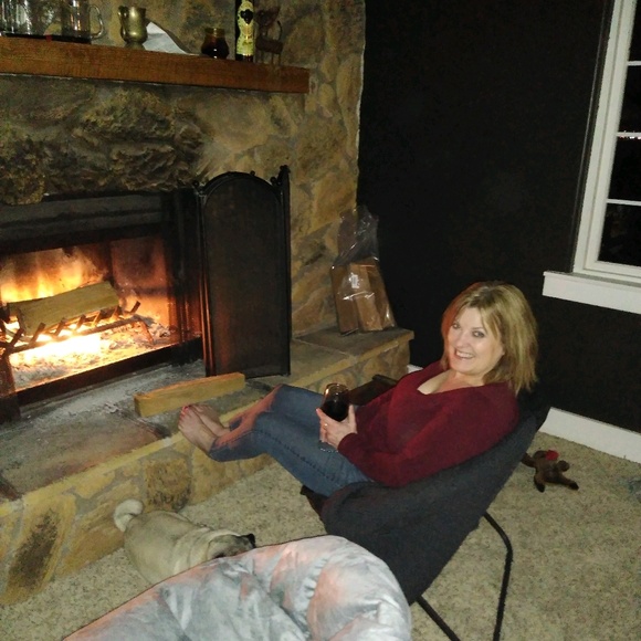 Meet your Posher, Anne - Picture 1 of 1